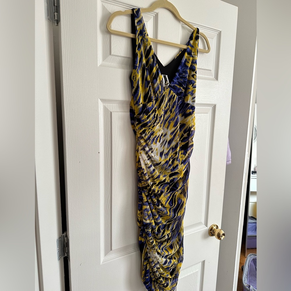 Womens dress size M/L